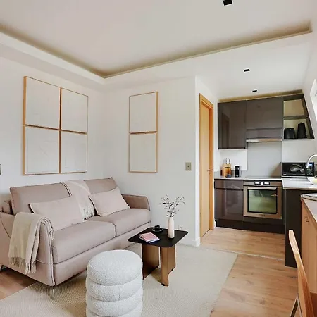 Magnificent - 1br-4p - Arc De Triomphe Apartment